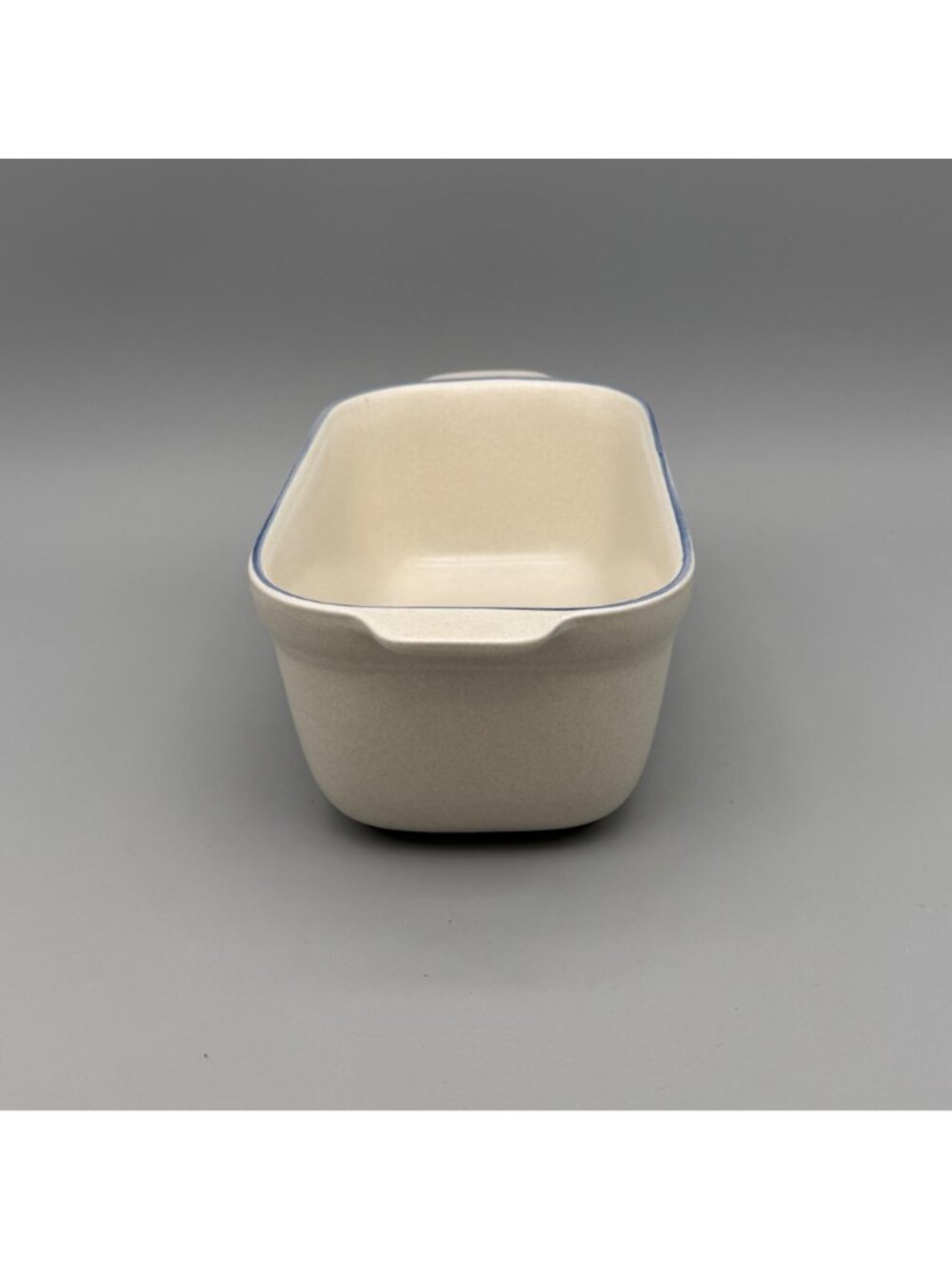 Pfaltzgraff Yorktowne 9x5x3 Stoneware #235 Handled Loaf Dish 2 Qt - Picture 2 of 8